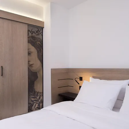 Sorat Hotel Saxx Nuernberg-3